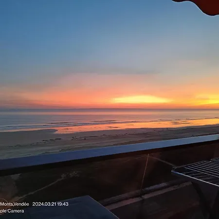 Tres Bel Appartement Acces Direct Sur Plage, Vue Sur Mer - 2 Pieces - 4 Pers Saint-Jean-de-Monts Extérieur photo