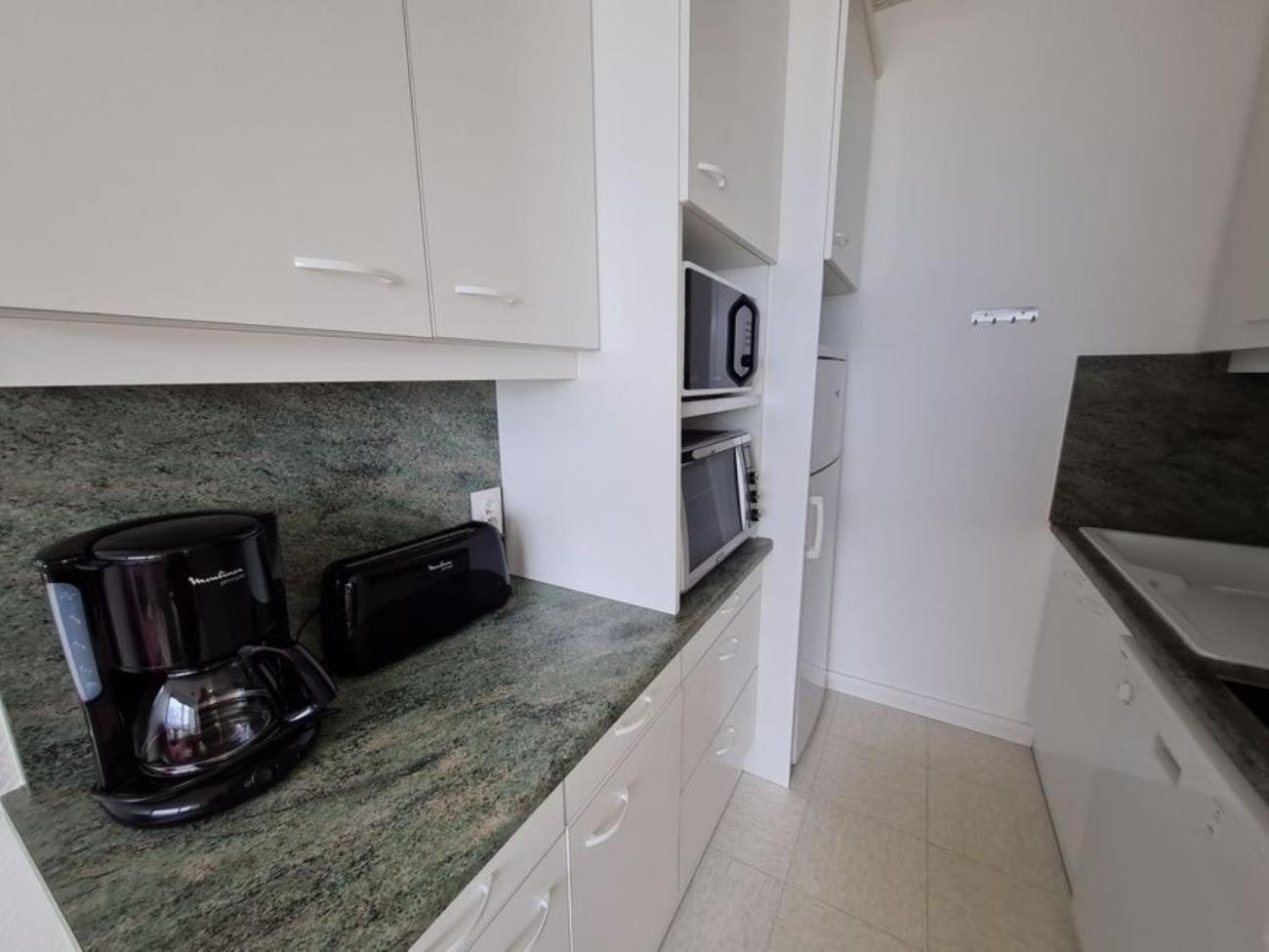 Appartement Tres Bel Acces Direct Sur Plage, Vue Sur - 2 Pieces - 4 Pers